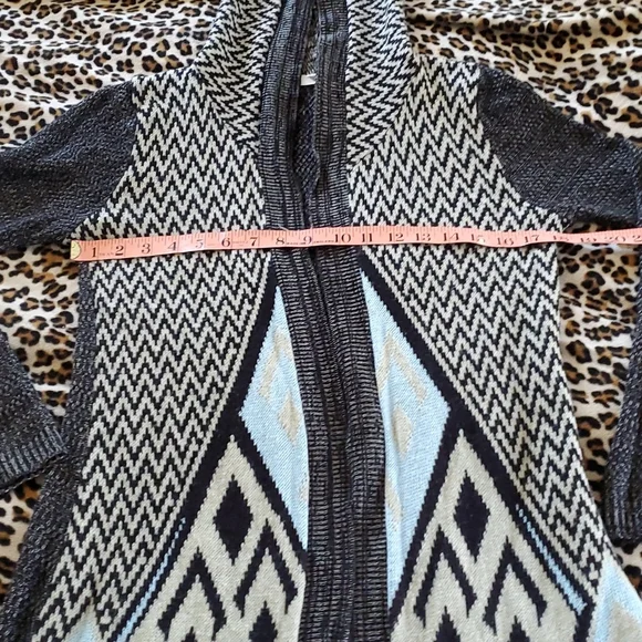 SayWhat? Hooded cardigan - Picture 4 of 7